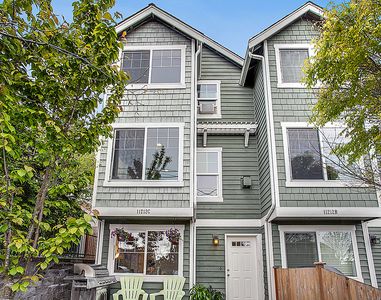 11212A Greenwood Ave N, Seattle, WA, 98133