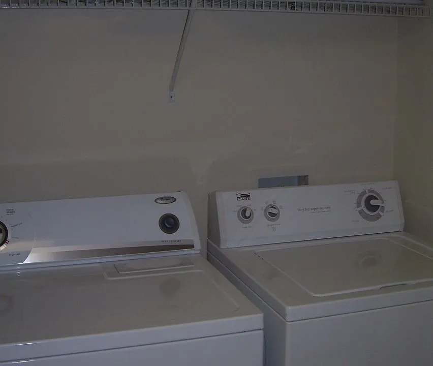 Washer & Dryer Included