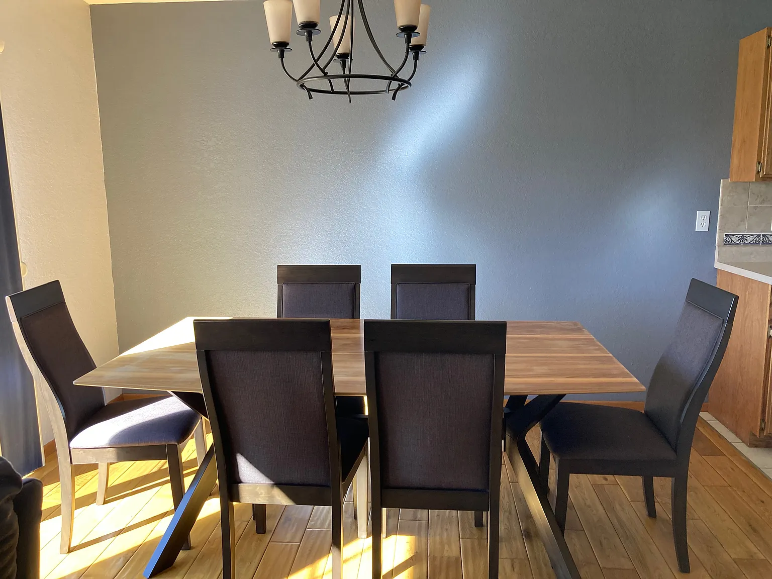3 bed, 1574 sqft, $2,900 — Photo 3