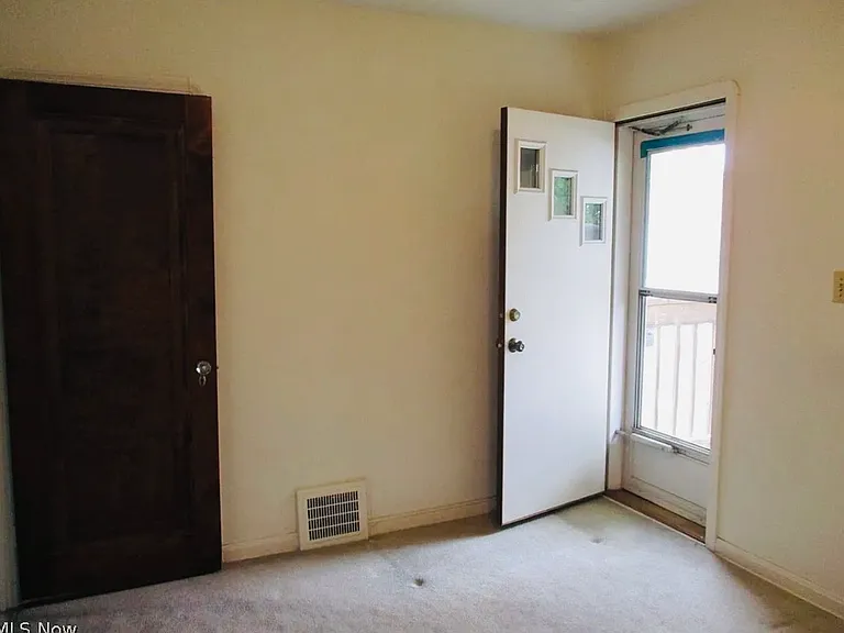 9300 Plymouth Ave — Photo 3