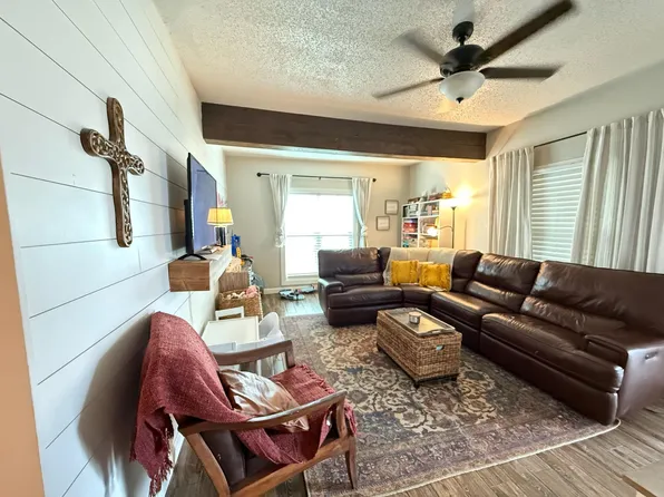 304 Luyster Street, Koshkonong, MO 65692