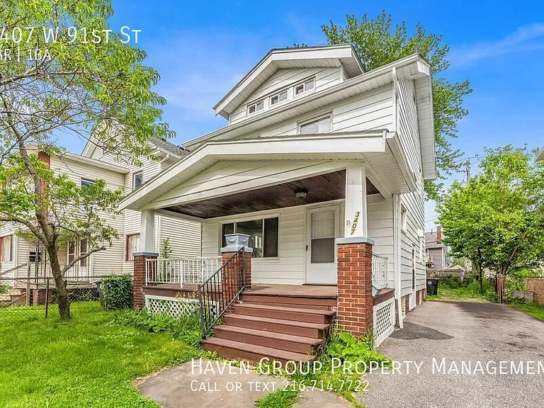 3407 W 91st St — Photo 2