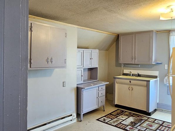 38 Highland Ave #4