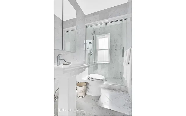 Sold by Douglas Elliman | media 25
