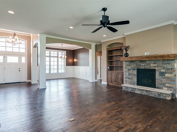 4th image of 3410 Vanesta Cir