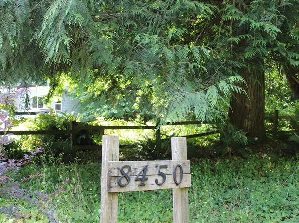 8450 Berray Rd, Comox Valley, BC V0R 1W0