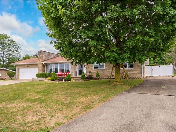 4th image of 1121 Linn Dr