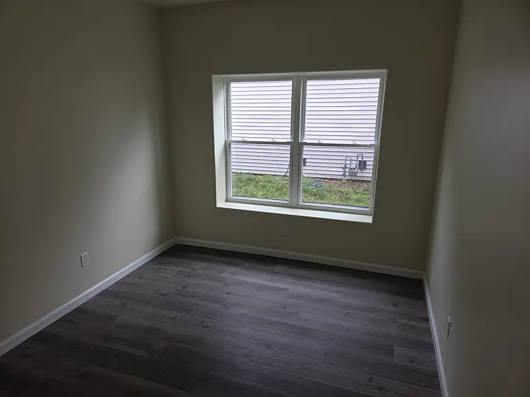 2250 S Shelby St — Photo 6