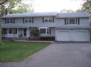 152 Daryl Dr, Vernon, CT 06066