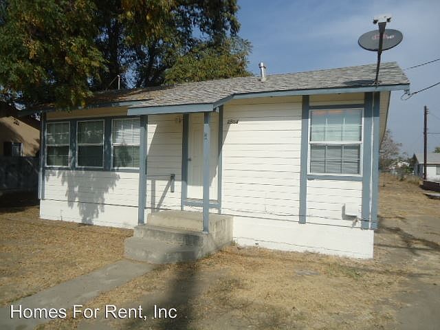 1st image of 1504 W Tomah Ave