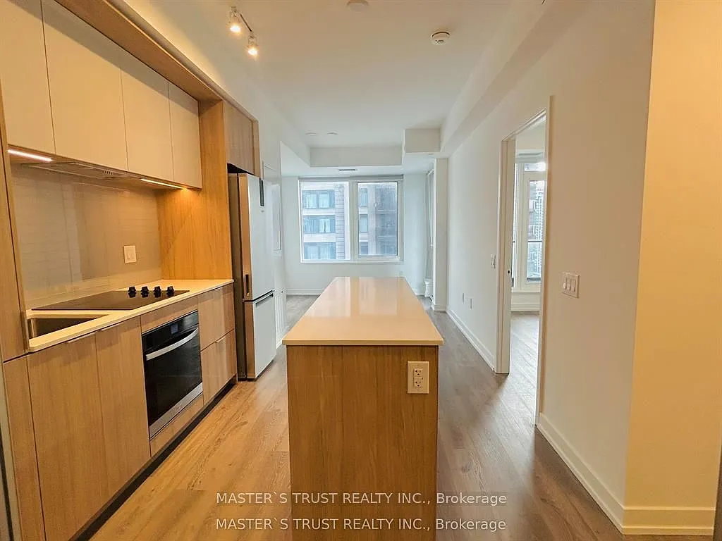 2 bed, $2,550 — Photo 3