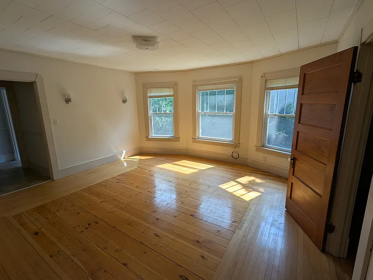 604 Lowell St #604R — Photo 7