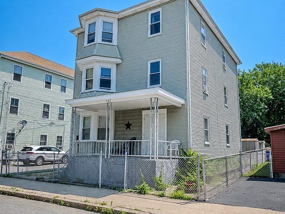 2nd image of 552 Alden St