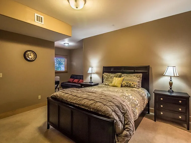 2051 N Main St #217 — Photo 5