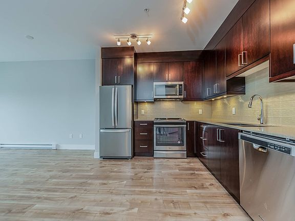 3rd image of 9015 120th St #617