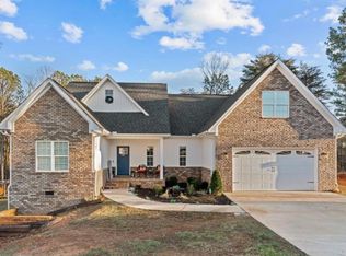 550 Julie Kay Dr, Dalton, GA 30721