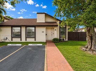 525 NW 100th Ct #525, Miami, FL 33172