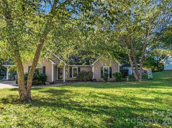 128 Weeping Willow Way, Gastonia, NC 28052