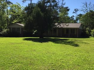 1313 Dogwood Ln, Picayune, MS 39466