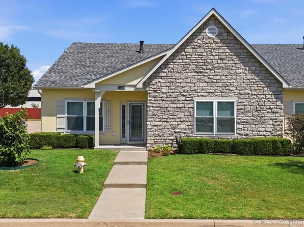 8401 E 74th Pl, Tulsa, OK 74133