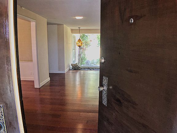 5th image of 3067 Corda Dr