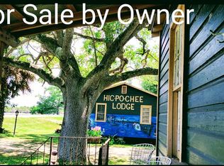 2658 Riverside Dr, Moore Haven, FL 33471