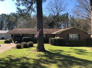 305 Barrett Rd, Selma, AL 36701