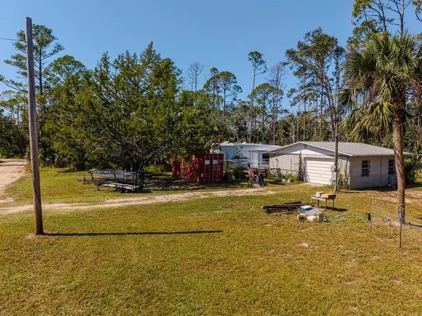 409 NE Central Ave, Steinhatchee, FL 32359