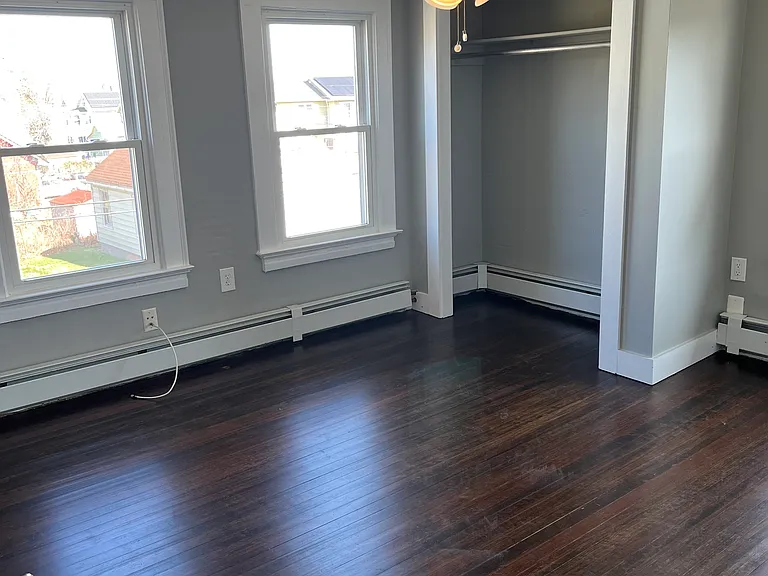 15 Goodyear Ave #2 — Photo 9