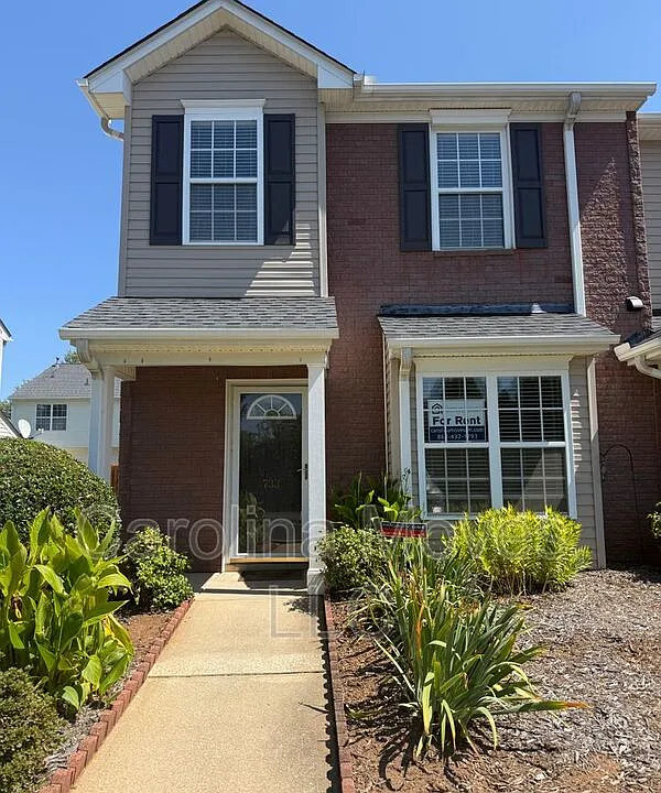 733 Rock Hill Ct