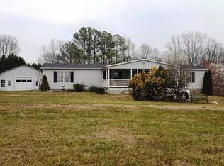 5878 Brooks Mill Rd, Wirtz, VA 24184