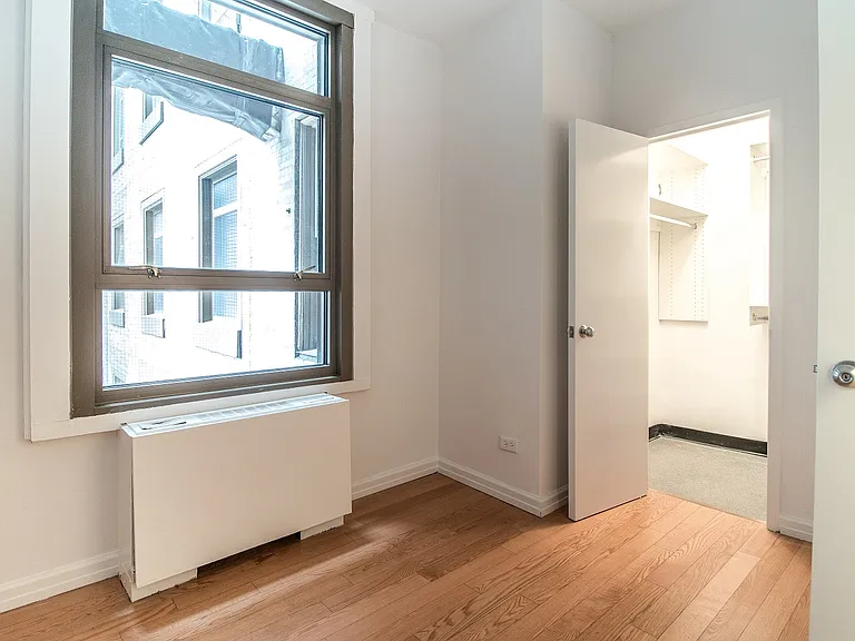 4 Park Ave #12M — Photo 12