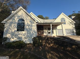 1919 Stonebrook Way, Lawrenceville, GA 30043