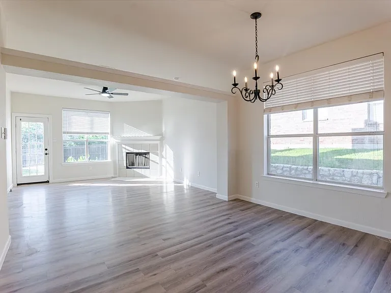 10332 Trevino Ln — Photo 4
