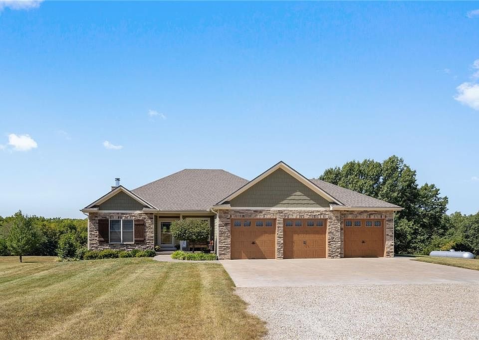 17277 178th St, Tonganoxie, KS 66086 MLS 2454010 Zillow