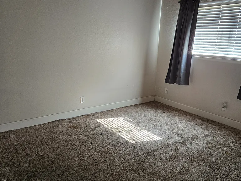 1620 Jackson Pl — Photo 6