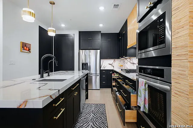 719 E Locust St #4107 — Photo 23