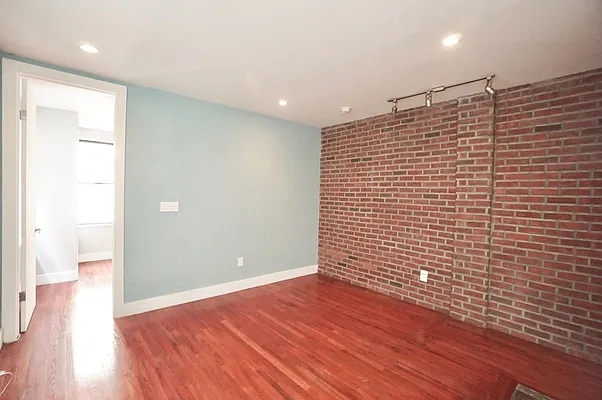 Rented by BRICK & GALO REALTY CORP | media 3