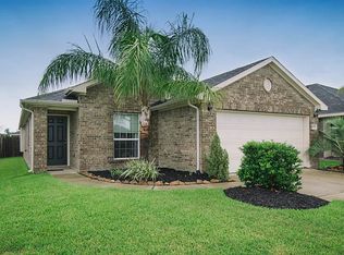 5019 Misty Ln, Bacliff, TX 77518