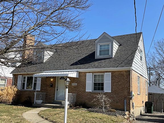 2nd image of 8266 Wexford Ave