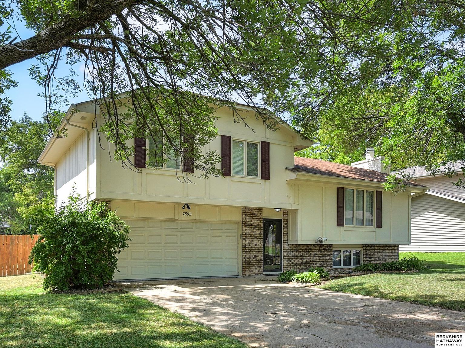 7555 Drexel St, Ralston, NE 68127 Zillow