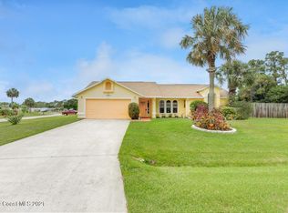601 Awin Ct SE, Palm Bay, FL 32909