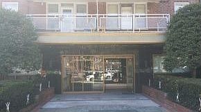 2nd image of 770 Ocean Pkwy APT 6L
