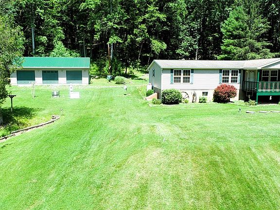 3rd image of 2976 Charter Oak Rd