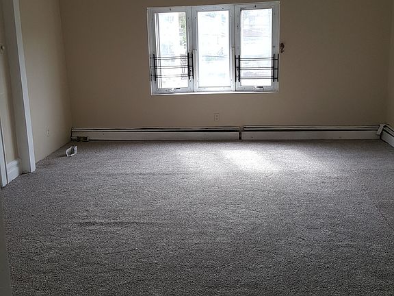 5th image of 23 Western Pkwy #2