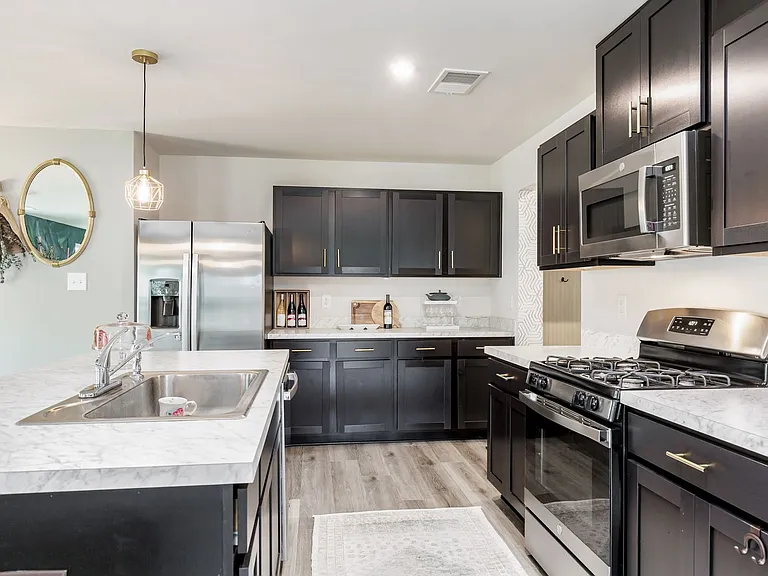 222 Lorraine Dr — Photo 11
