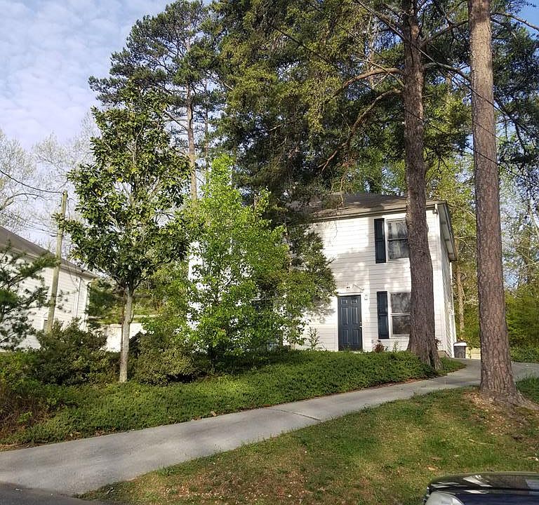 1st image of 3909 Gibson Dr NE