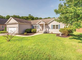 175 Springfield Meadow Dr, Etowah, NC 28729