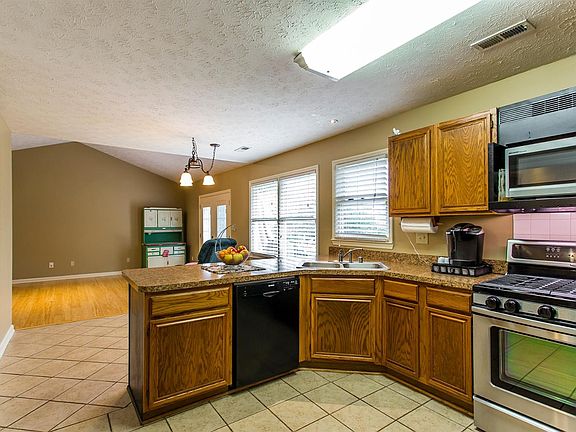 4th image of 4829 Coral Creek Cir