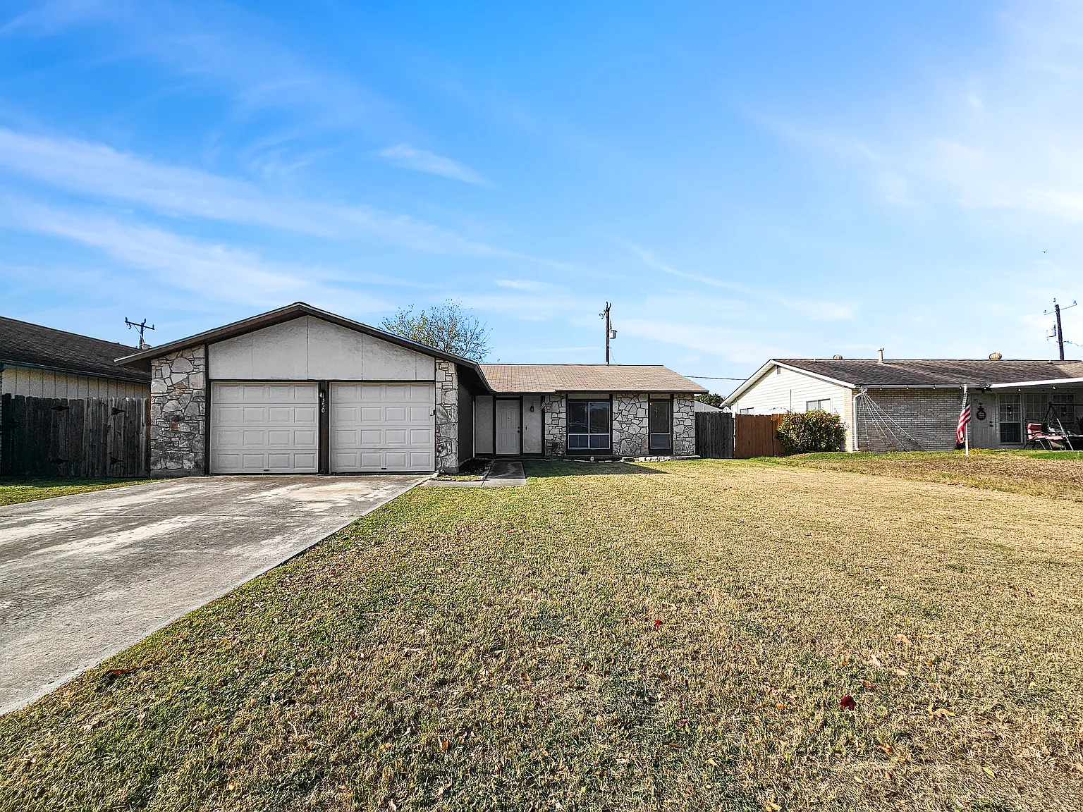 3 bed, 1519 sqft, $1,600 — Photo 1
